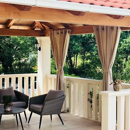 Lucy Apartment Cavtat